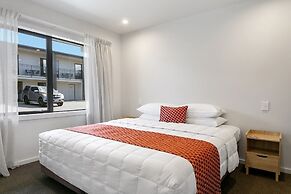 Acacia Lake View Motel