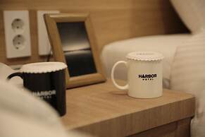Harbor Hotel