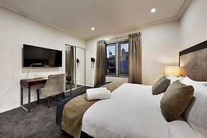 Attika Hotel