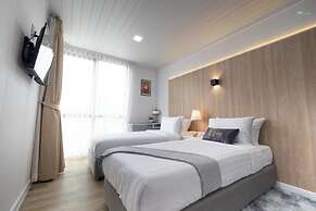 My Room by Sermsub