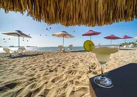 Hotel Santorini Kima Beach Resort