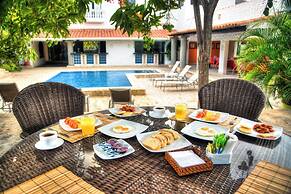 Hotel Santorini Kima Beach Resort