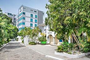 Hotel Santorini Kima Beach Resort