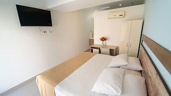 Hotel Santorini Kima Beach Resort