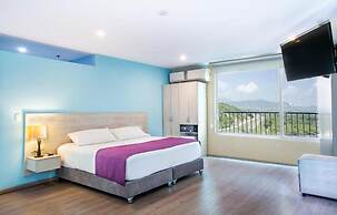 Hotel Santorini Kima Beach Resort