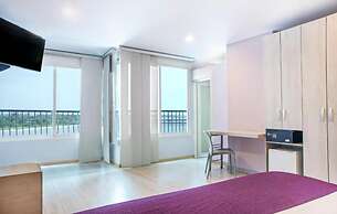 Hotel Santorini Kima Beach Resort
