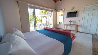 Hotel Santorini Kima Beach Resort