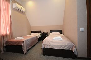Hotel 7 Rooms