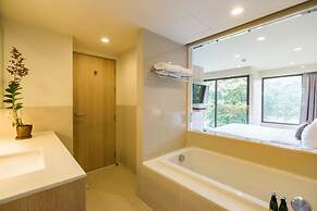 The Residence on Thonglor by UHG