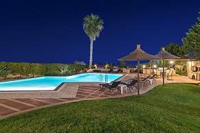 Alkyoni Villa