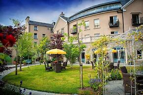 Step House Hotel