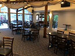 The Riverside Inn