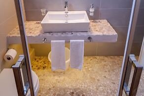 Milos Bay Suites