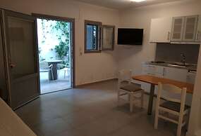 Milos Bay Suites