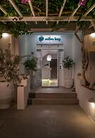 Milos Bay Suites