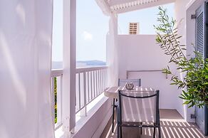 Milos Bay Suites