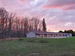 Peninsula Motel