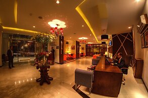 Meneur Hotel