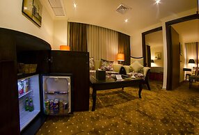 Meneur Hotel