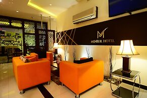 Meneur Hotel