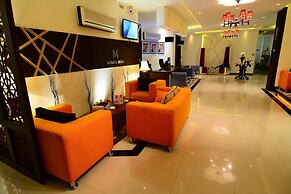 Meneur Hotel