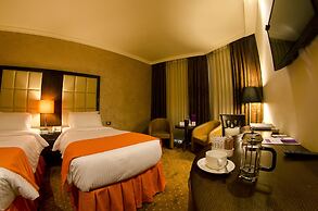 Meneur Hotel