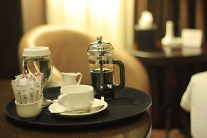 Meneur Hotel