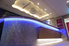 191 Hotel