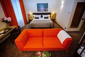 Domina Hotel Novosibirsk