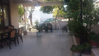 Pinus Otel