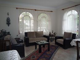 Pinus Otel