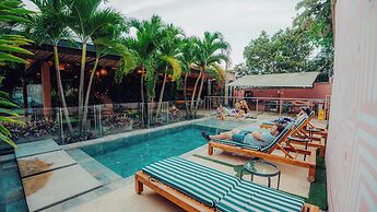 Viajero Cali Hostel & Salsa School