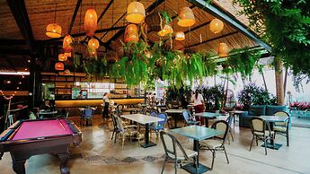 Viajero Cali Hostel & Salsa School