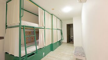 Viajero Cali Hostel & Salsa School