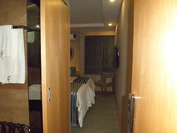 Aquarian Tide Hotel