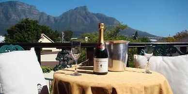 Harfield Guest Villa