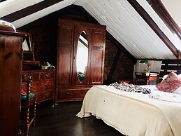 Harfield Guest Villa