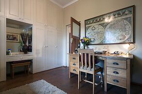 Harfield Guest Villa