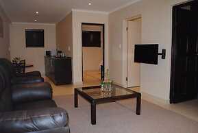 6 on Morris Guest Lodge