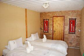 Oppi-Koppi Restcamp