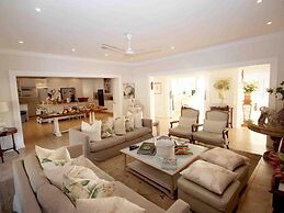 Fairlight Beach House
