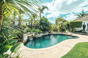 Villa Chad Luxury Guesthouse