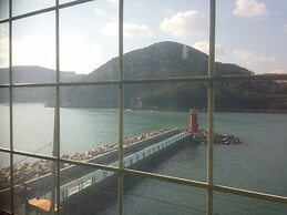 Lighthouse Hotel