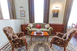 Ekaterina Hotel