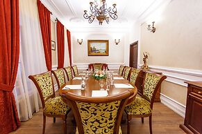 Ekaterina Hotel