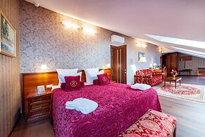 Ekaterina Hotel