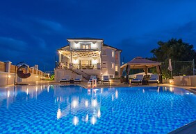 Frido Luxury Villa