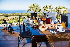 Frido Luxury Villa