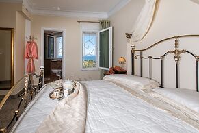 Frido Luxury Villa