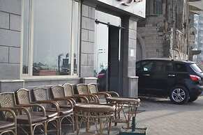 Trio Hotel Kaoud Sporting